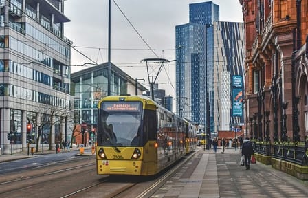 Private 2-Hour Walking Tour of Manchester's History and Culture