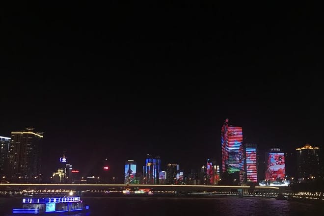 Pearl River Night Cruise with Xinjiang Cuisine Dining Experience in Guangzhou 6