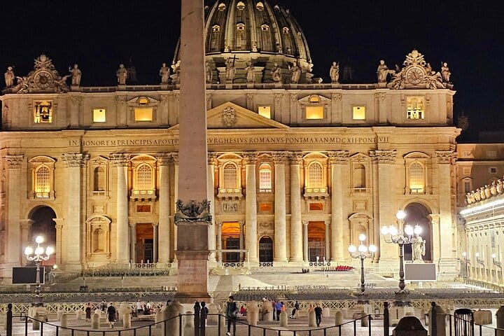 St. Peter's Basilica Dome to Underground Grottoes Tour 7