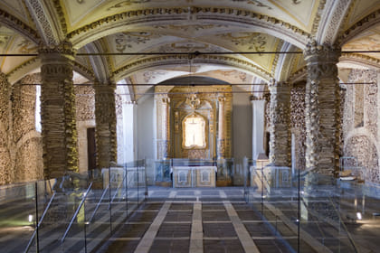 Lisbon to Évora Day Trip with Cathedral and Wine Tasting