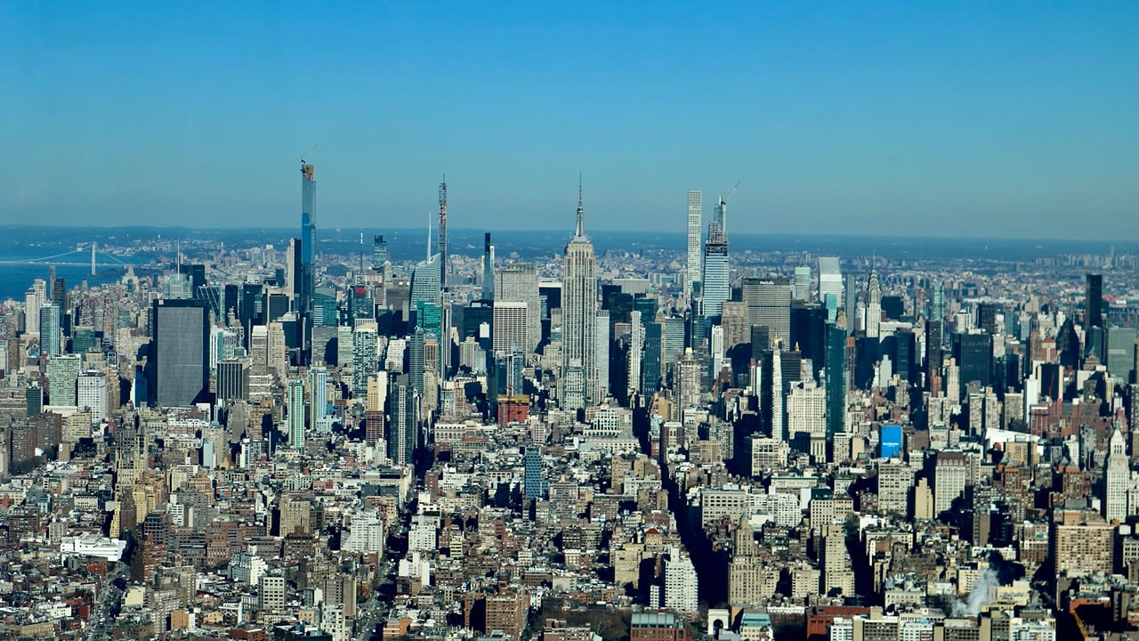 Manhattan Audio Tour: Faith, Fame, and Facades 3