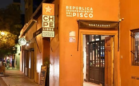 Private Culinary Tour of Santiago's Lastarria and Bellavista