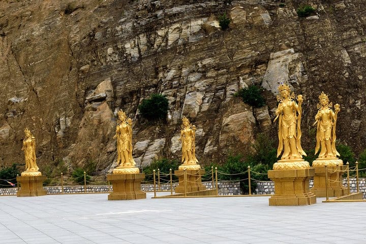 19 Days Mera Peak Climbing & Expedition – One Life-Changing Himalayan Adventure