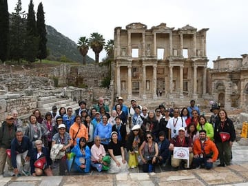 Ephesus Heritage Tour with Turkish Bath and Local Lunch