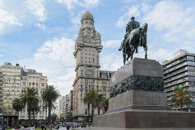 Montevideo, City Tour from Colonia del Sacramento or Punta del Este photo 6