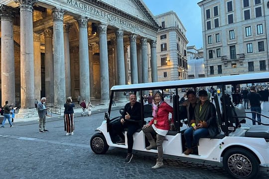 Private Baroque Rome Guided Tour by Golf Cart