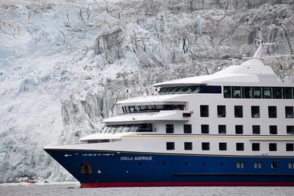 Cruise through the Glaciers from Ushuaia to Punta Arenas