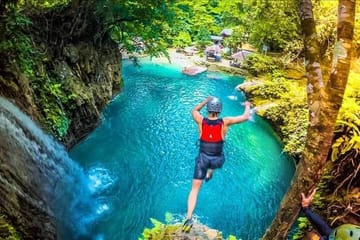 Moalboal Sardines Run and Kawasan Canyoneering Tour