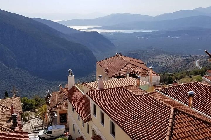 2 Day Private Tour to Delphi,Thermopylae,Mycenae,Nafplion and Ancient olympia 6