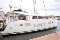 Step aboard the luxurious Lagoon 400 "Panache" for your private morning catamaran tour and sail in style along the Costa Rican coast.