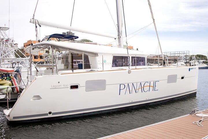 Step aboard the luxurious Lagoon 400 "Panache" for your private morning catamaran tour and sail in style along the Costa Rican coast.