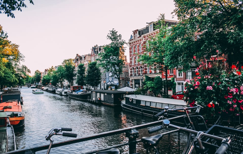 Private 15-Day Van Tour from Amsterdam to Rome