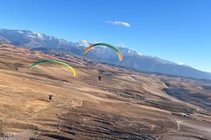 Paragliding And Quad Biking In Agafay Desert Marrakech Thrill