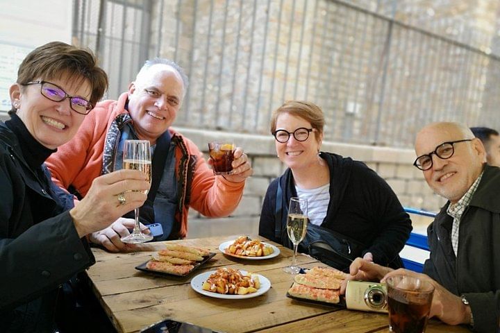 Barcelona Full-Day Private Tour with Sagrada Familia & Park Guell