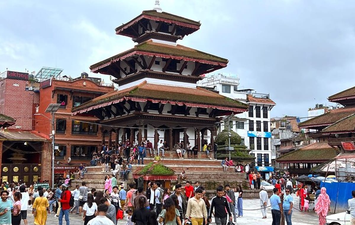 Classic Luxury Nepal Tour 7 Nights & 8 Days