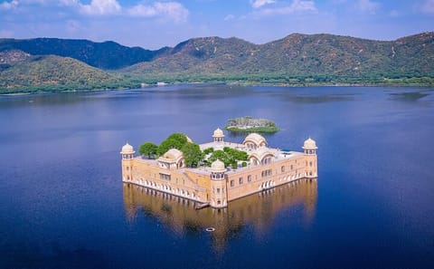 Cultural Tour from Jaipur to Jodhpur via Bikaner and Jaisalmer
