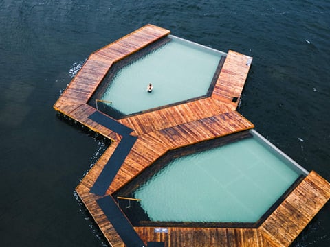 Enjoy ultimate relaxation in the Vök Baths