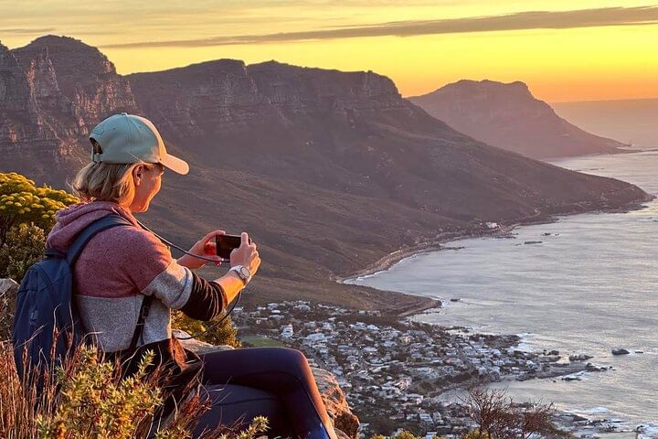 Explore More Cape Town: Lion's Head Sunrise/Sunset Hike