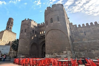 Cairo by Night Tour El Moez St., Bazaar, Downtown and Local Food