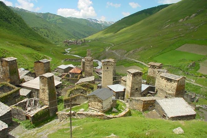 Transfer to Mestia Svaneti photo 2