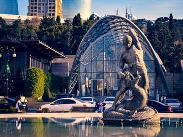 Photo tour- Photograph tour-Baku city tour-Palace of the Shirvanshahs-Baku Ferris Wheel-Fountain Square-Highland Park