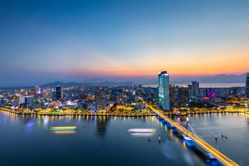 Da Nang Sunset Views and Han River Dinner Cruise