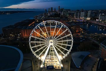 Liverpool City Tour from Manchester: 7-Hour Guided Experience