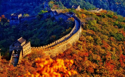 All Inclusive Mutianyu VIP Pass Tour with Lunch Overlooking the Wall