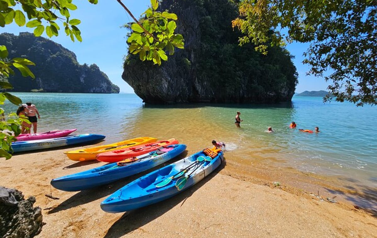 Half day 3 island, Kayaking (Talabeng Sea Cave)