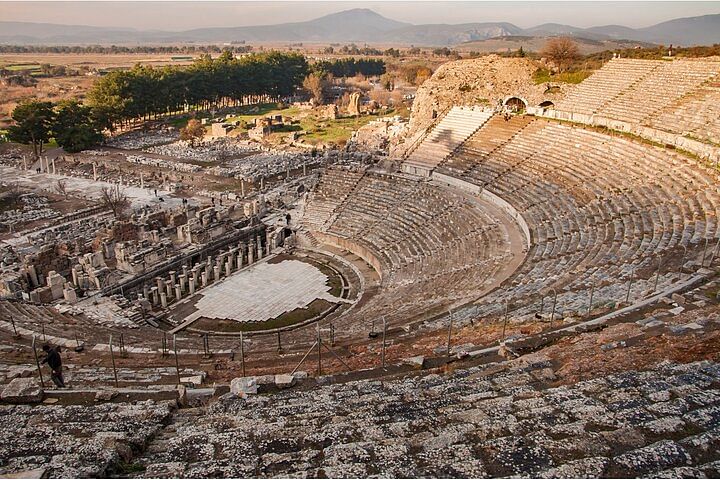 Private Guided Ephesus Tour from Istanbul: Explore Ancient Wonders