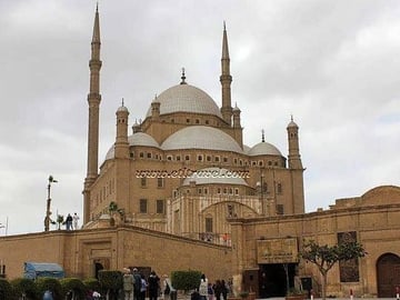 Cairo Day Tour to old Egyptian Museum Citadel and Khan Khalili