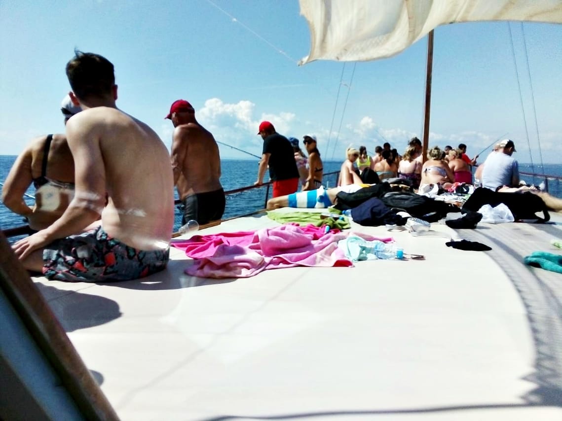 4-hour Boat Trip with Fishing, Lunch and Unlimited Drinks in Nessebar 2