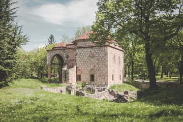 Private Guided Walking Tour of Niš, Serbia's History and Culture
