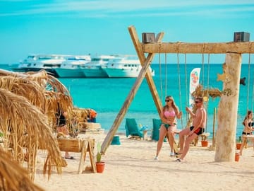 Hurghada Royal Submarine Cruise with Snorkel Stop