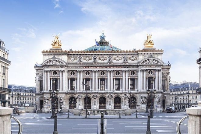 Private Paris Landmarks & Hidden Gems Tour
