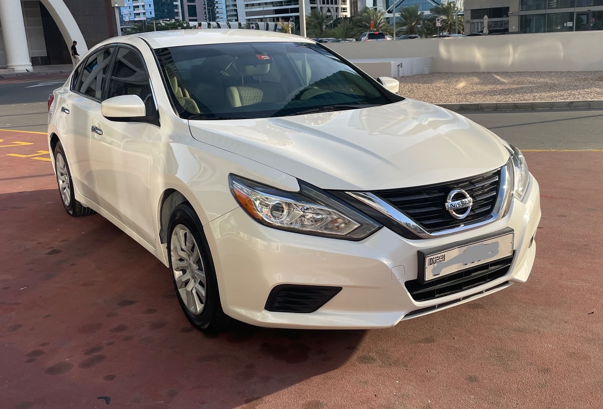 Private Transfer from Abu Dhabi Yas Island to Dubai City in Car