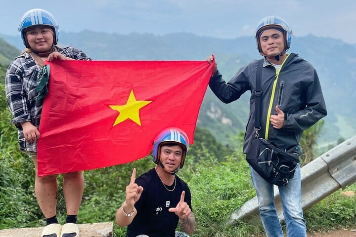 Ha Giang Loop 3 Days Motorbike Tour: Self Driving or Easy Rider