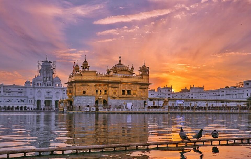 Amritsar’s Golden Bliss and Border Spectacle Private Tour