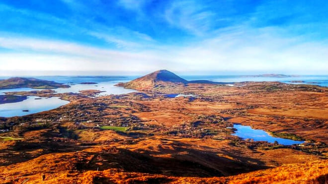Hike in Connemara National Park. Galway. Guided. 9