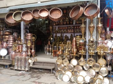 Kathmandu Shopping Tour: Explore Local Markets and Crafts