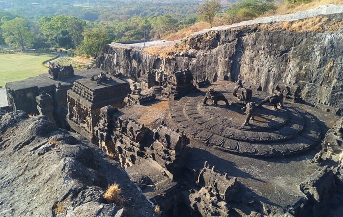 Aurangabad to Vadodara: Explore the Man-made Wonder of India