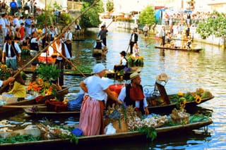 L'Isle-sur-la-Sorgue, Gordes and Roussillon: the most beautiful villages of Provence