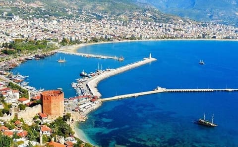 Alanya City Tour with Cable Car Ride and Dimçay Boat Trip
