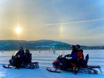 Private 2.5-Hour Snowmobile Safari in Kemijärvi, Finland