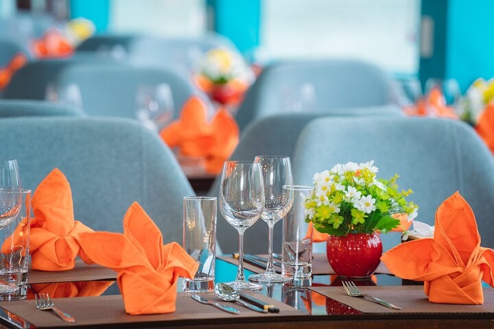 Apollo Premium 5 Star Ha Long Bay Cruise With Jacuzzi, Kayaking 9
