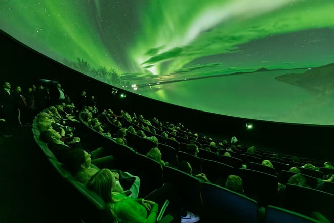 City Sightseeing & Wonders of Iceland 7