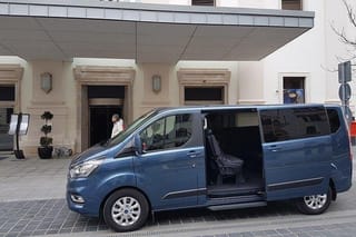 5 Hours Private Budapest City Tour with Coffee and Cake Stop