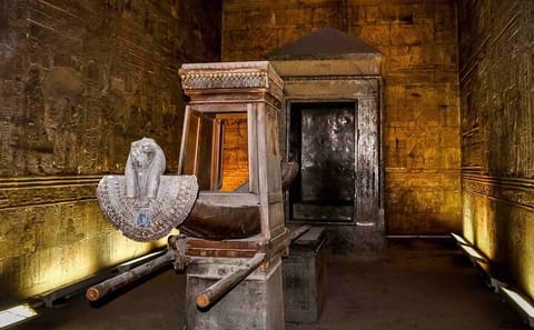 Aswan to Luxor Day Tour with Kom Ombo and Edfu Temples