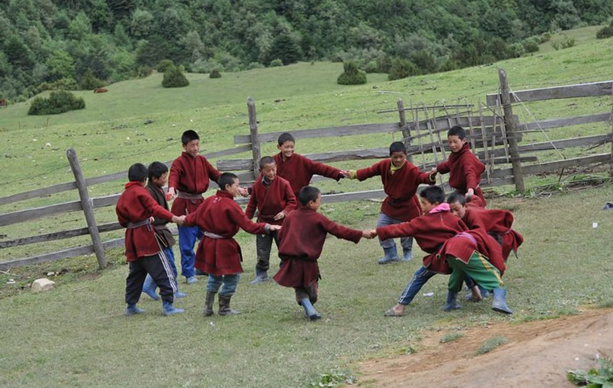 16 Days Amazing Bhutan From East to West