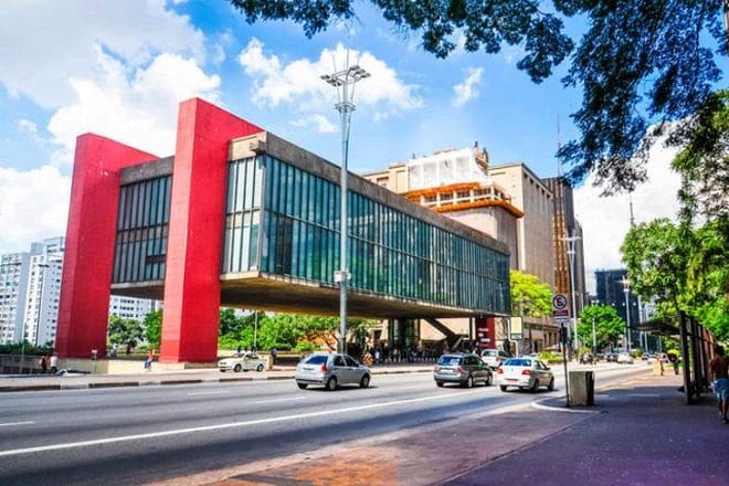 Tour Through Paulista Avenue – The Most Famous Avenue In Brazil 8